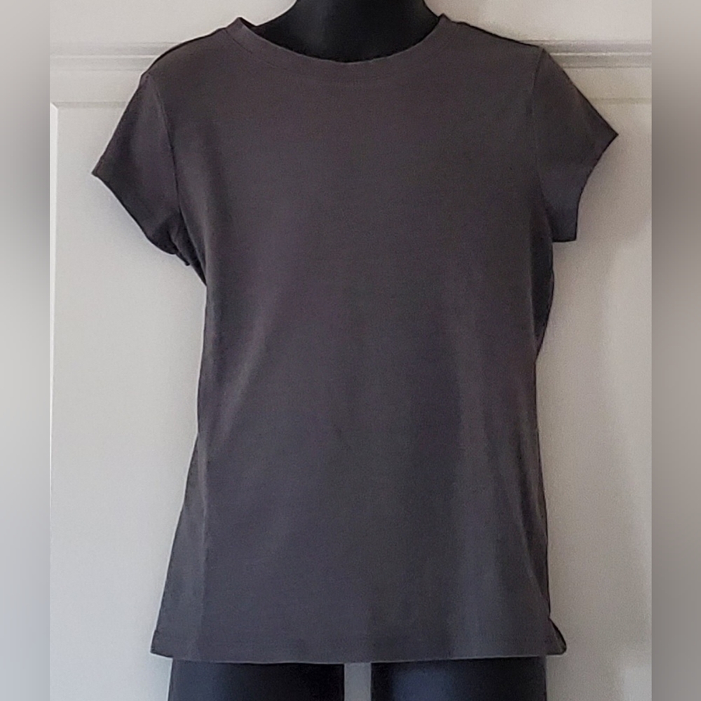 2/$10 - Little Girl's Short Sleeve Solid Top